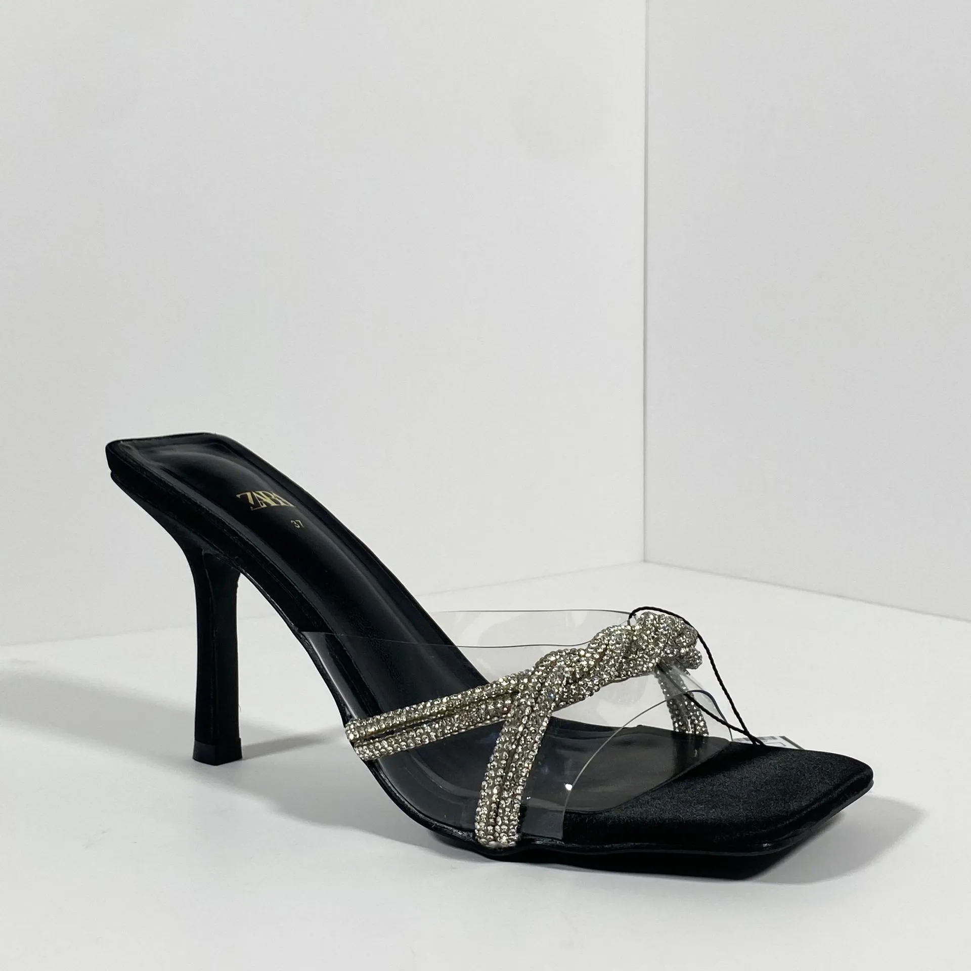 Huidong Shoe Factory One Belt Women's Shoes Square Head Fashion High Heels Foreign Trade Large Size_voghion.com