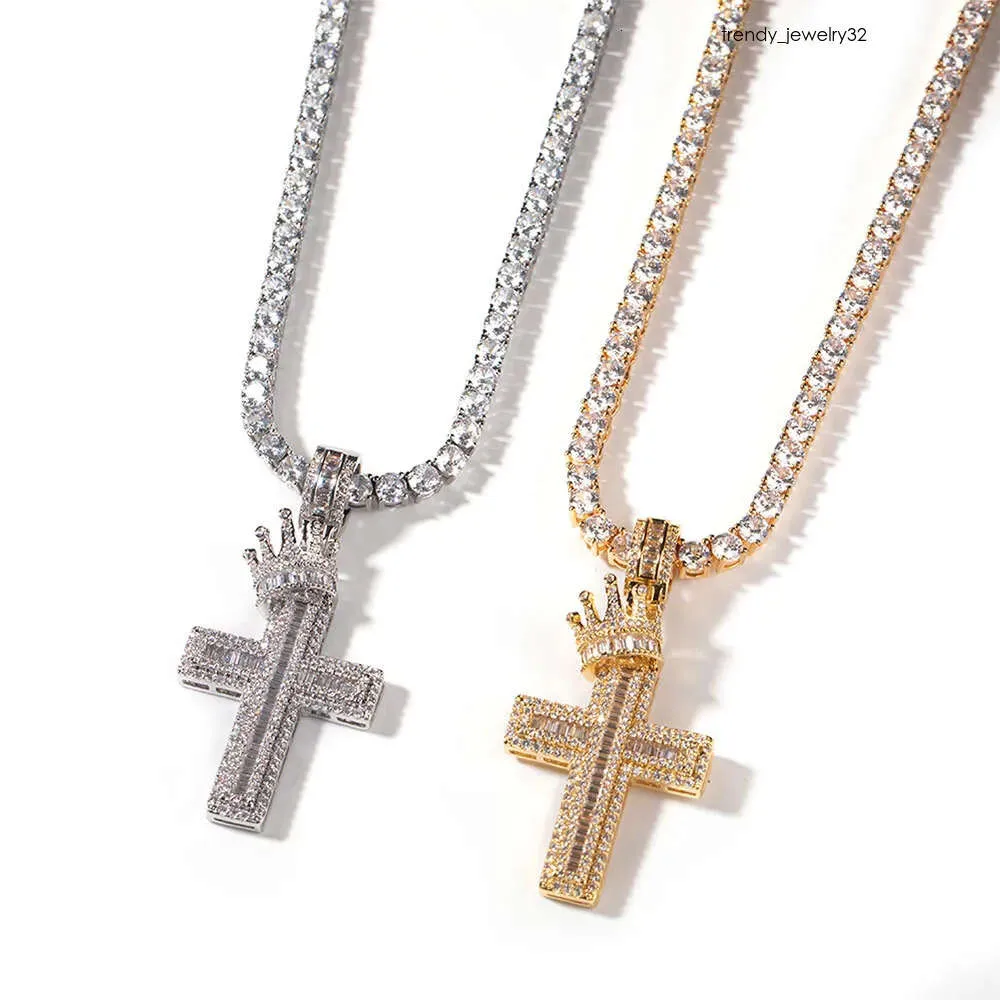 Krone Kreuz Anhänger Halskette Männer Hip Hop Punk Mode Persönlichkeit Breite GRA Moissanite Diamant Gold Sterling Silber Kubanischen_voghion.com