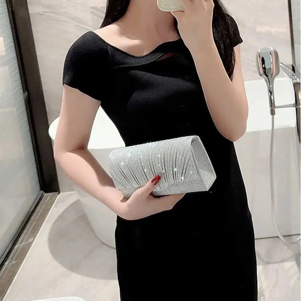 Home>Produkte>Mode für Damen>Goldene und silberne Satin-Nachttasche>Sparkg Banquet Clutch Y241019_voghion.com