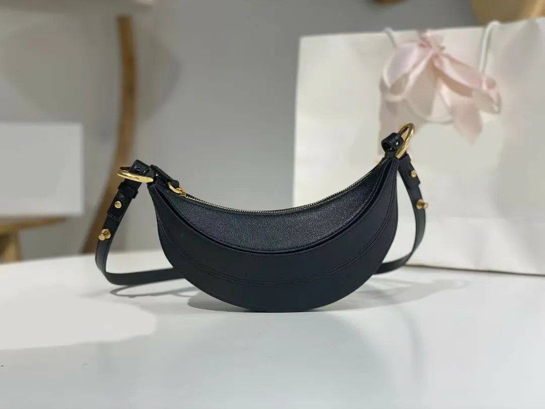 Highest Quality Designer 3D Texture Shoulder Grain Pattern Real Calf Leather Banana Handbags Gold Hardware Zip Closure_voghion.com