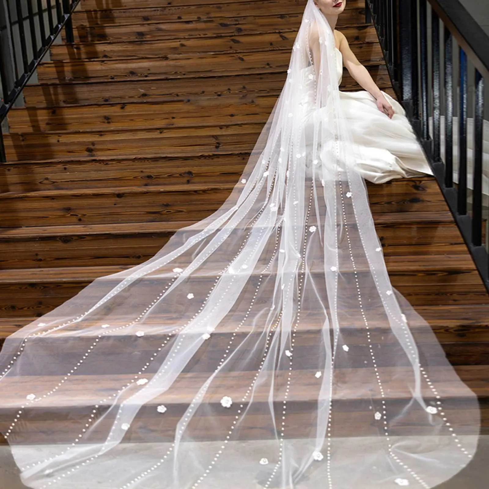 Gioielli per capelli V193 Velo da sposa con perline e perline, fiori 3D, lungo, cattedrale, morbido, illusione, con pettine, elegante sposa_voghion.com