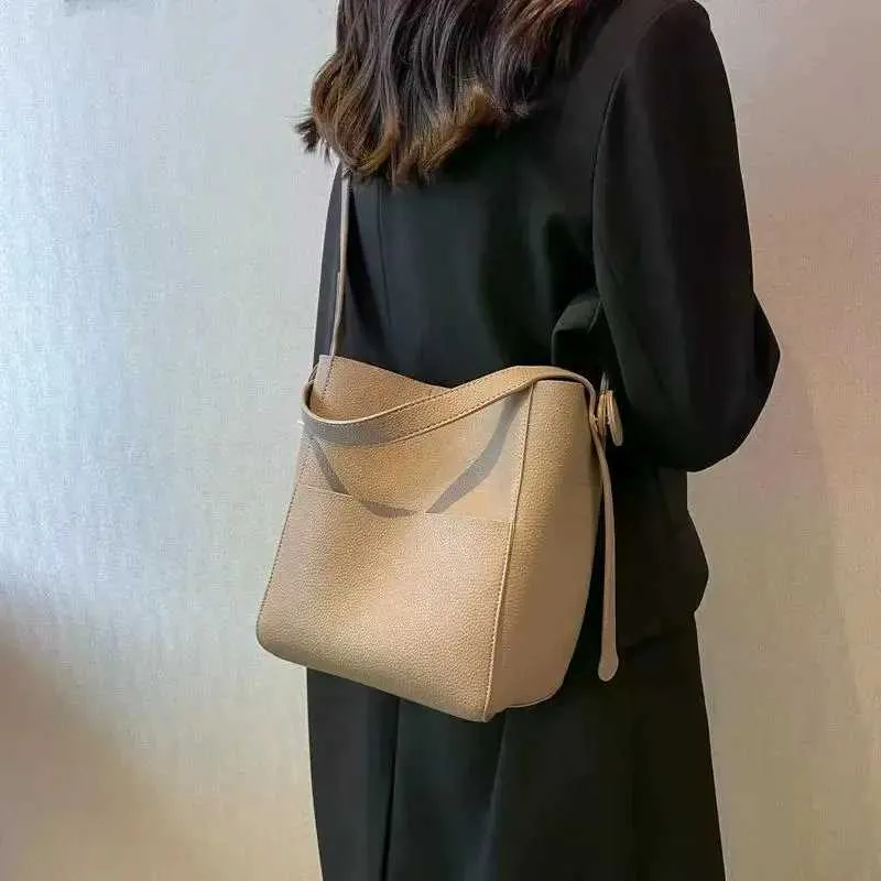 Eimer-Schulter-Seitentaschen für Frauen 2024 Weibliche Designer Trend Kleine Leder Umhängetasche Geldbörsen und HandtaschenC241105_voghion.com