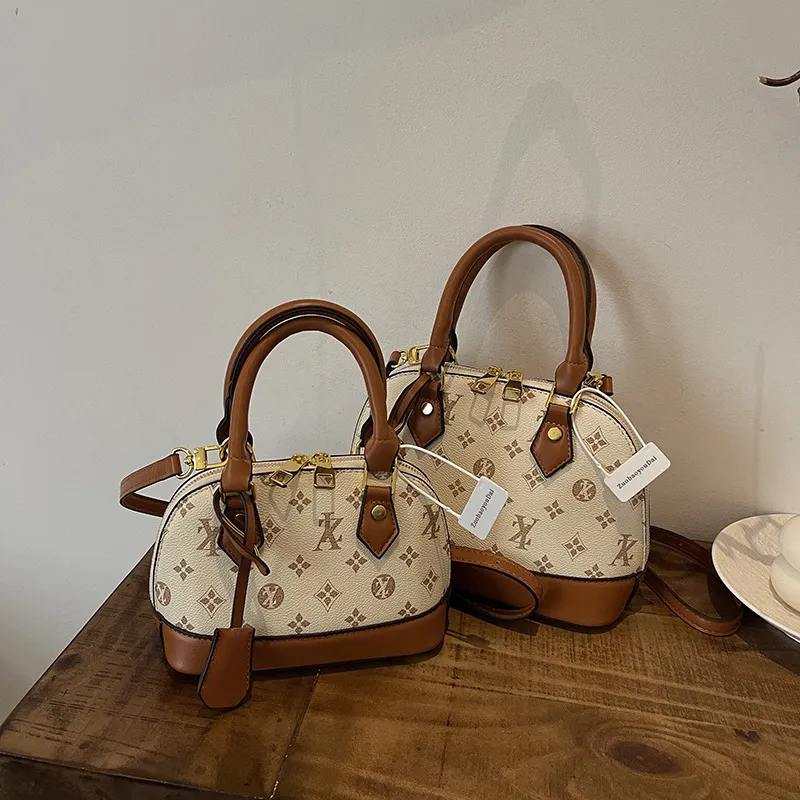 Borsa a tracolla da donna alla moda, nuova moda primaverile, con tracolla, tutti i tipi, confezione a conchiglia, marea_voghion.com