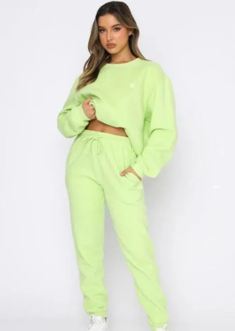 Conjunto deportivo de dos piezas para mujer, estilo casual, holgado, estampado, de manga larga, con diseño de Skimss._voghion.com