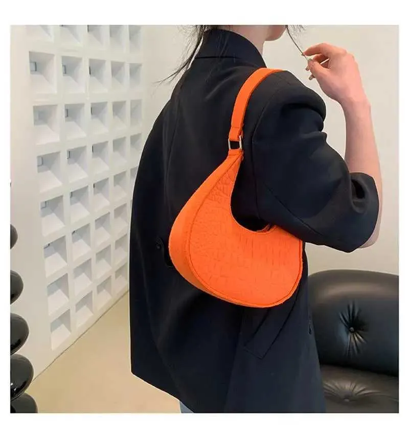 Wen Felt handbag Fi Subliary Designer Exquisite Shoder Bag for women Y241026_voghion.com
