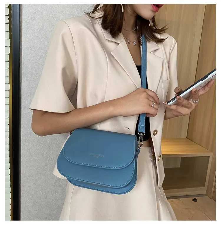 Sac à bandoulière tendance en cuir PU pour femme, sacoche à rabat de couleur unie, simple, à la mode, pochette C241021_voghion.com
