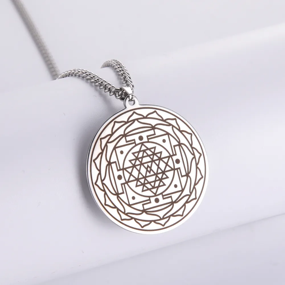 Colliers pendentifs Dawapara Sri Yantra Mandala Collier de géométrie sacrée Énergie des chakras Bijoux spirituels Acier inoxydable_voghion.com