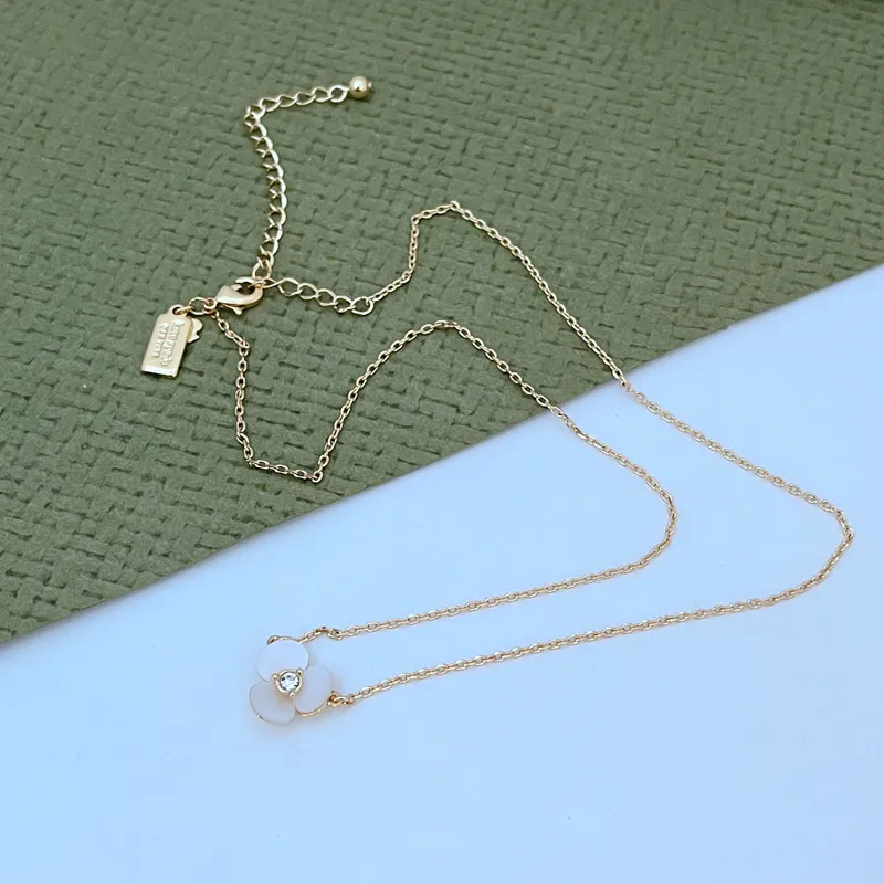 KS Brand Blummen Designer Ouerréng Halsketten Bijouset Fraen Hochzäit Verlobung Léift Häerz Natur Perl Sailormoon Goth_voghion.com