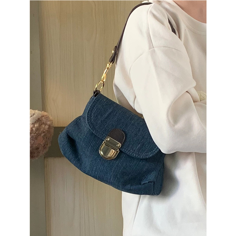 Sac à bandoulière diagonale pour femmes, nouvelle collection 2024, avec boucle de verrouillage sous les bras, de haute qualité, tendance et polyvalent, Cowboy_voghion.com