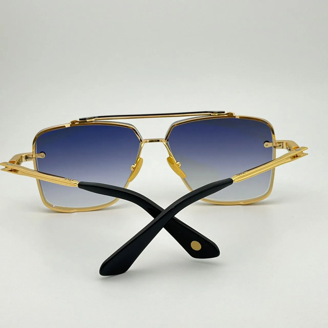 M SIX zonnebril voor heren en dames zomer klassieke stijl anti-ultraviolet retro plaat vierkant full-frame mode_voghion.com