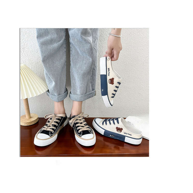 Scarpe per bambini in tela Bear 2023 Estate Nuove scarpe da tavola basse casuali versione coreana piatta della marea di cento e uno_voghion.com