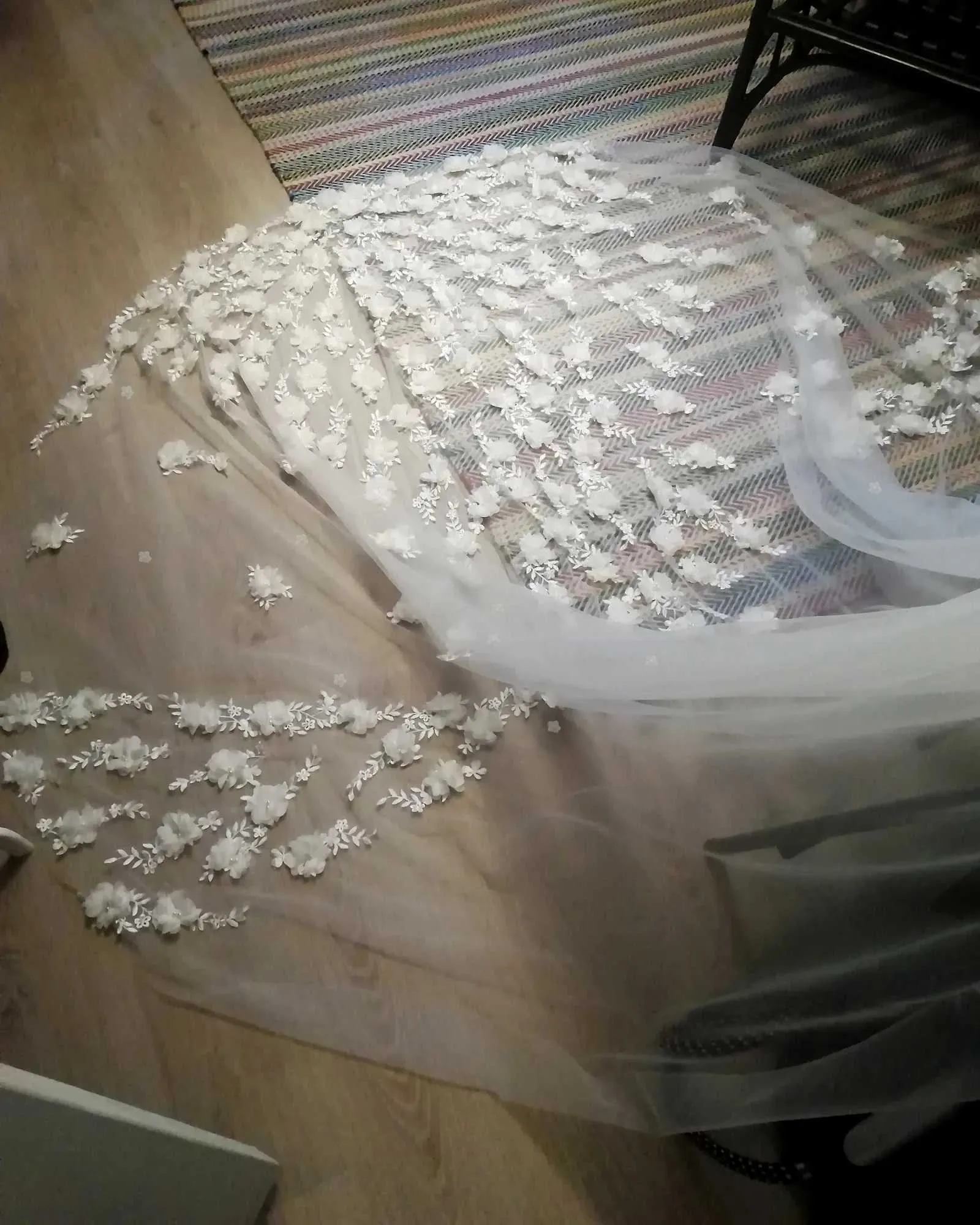 Hair Jewelry V123 Full Flowers Lace Beaded Wedding Veil Long Cathedral Style Soft Bridal Illusion With Comb Bride_voghion.com