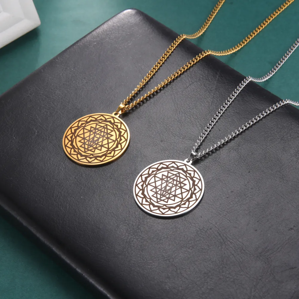 Colliers pendentifs Dawapara Sri Yantra Mandala Collier de géométrie sacrée Énergie des chakras Bijoux spirituels Acier inoxydable_voghion.com