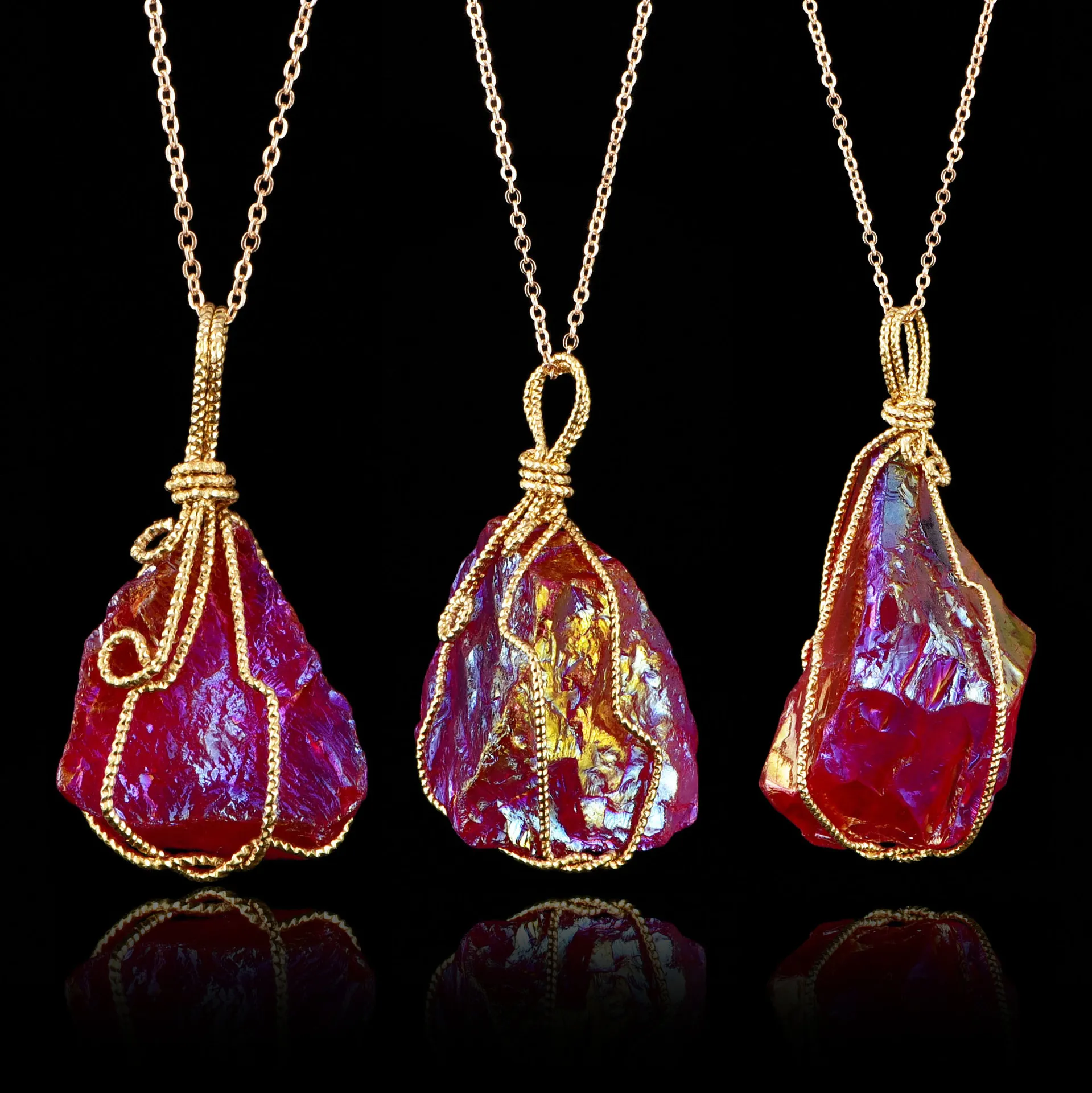 Wire Wrapped Crystal Pendant Necklace For Women And Men_voghion.com