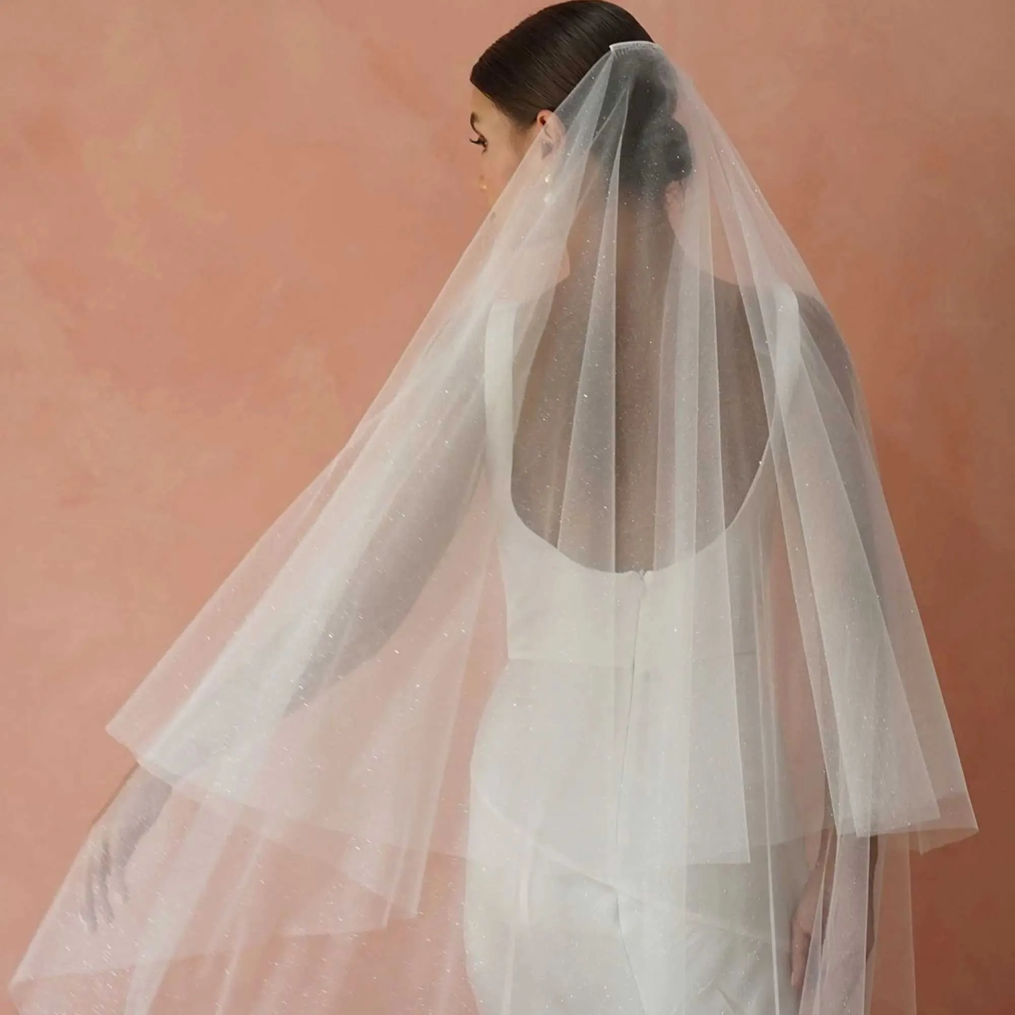 Gioielli per capelli V90 Velo scintillante Velo da sposa a 2 strati in tulle morbido con pettine Copri viso Accessori da sposa per_voghion.com