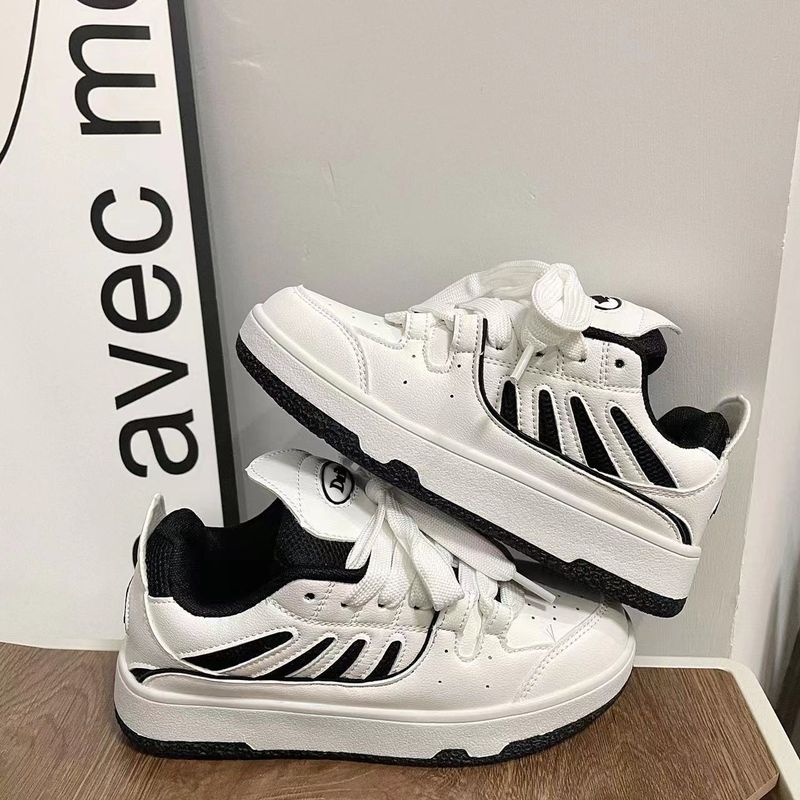2024 Hierscht nei modesch chic liicht kontrastéierend Sportschong, weiblech Nisch Casual Student Skateboardschong_voghion.com