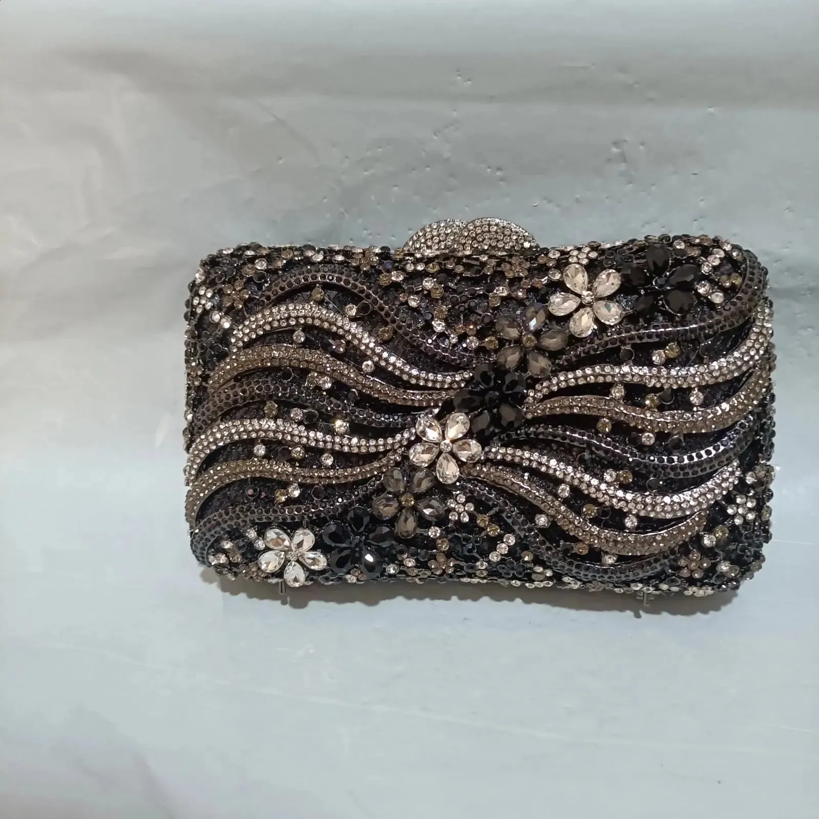 Colore Cristallo Donne Pochette Pietre Borse da Sera Borsetta Festa di Nozze Borsa Metallo Minaudiere Dia Borsa a Mano Borse Nere 240726_voghion.com