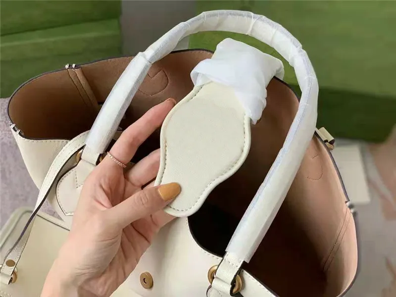Top Quality Designer Women Shopping Totes Pure Color Double Metallic Letter Hanrdware Buckle Handbags Genuine Calf_voghion.com