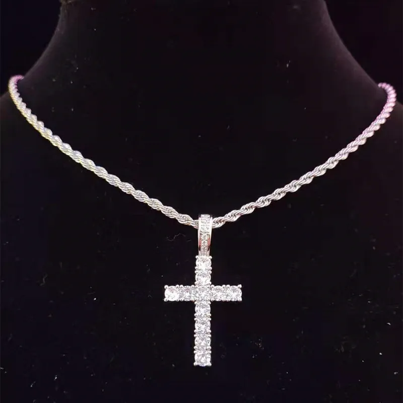 Colares com pingentes Homens Mulheres Hip Hop Cruz Colar com 4mm Zircon Tennis Chain Iced Out Bling HipHop Jóias Moda_voghion.com