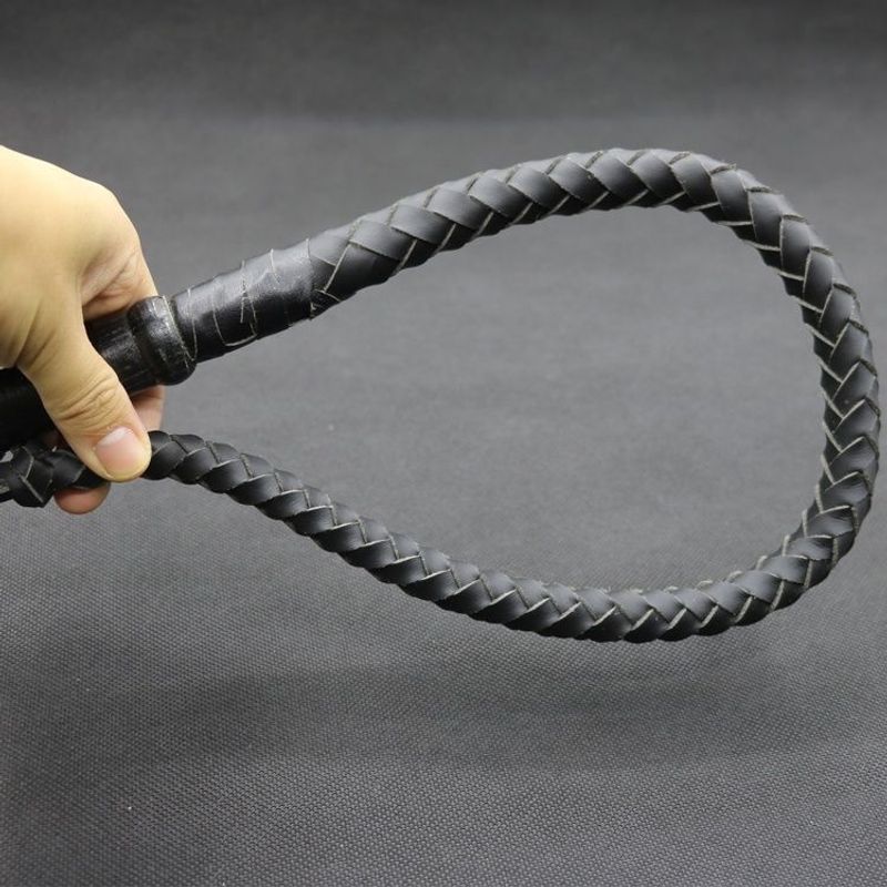 Whip Swinging, Horse Riding, Dance, Self-defense Martial Arts Performance, Whip Props, Fiess Old-fashioned High-end_voghion.com