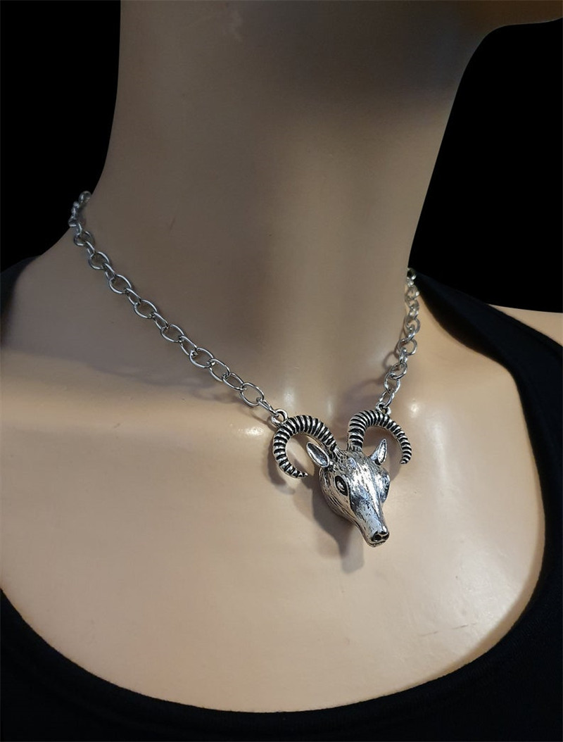 Necklaces Goat head and five-pointed star stranglehold necklace_voghion.com