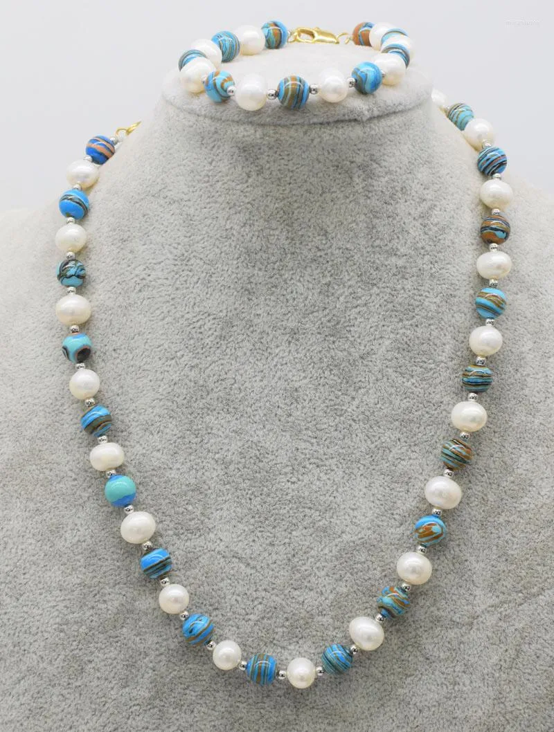 Chaînes Un ensemble en gros perle d'eau douce blanche presque ronde veines bleues pierre 8 mm collier bracelet 18 pouces perles naturelles_voghion.com