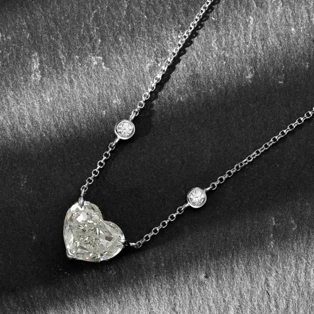 Heart Pendant Necklace With Crystal Birthstone In Sterling Silver_voghion.com