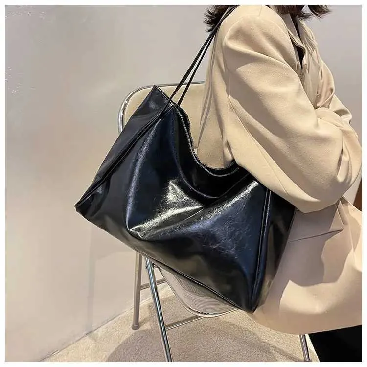Vintage Red Womens Athletic Casual Fashion Large Capacity Leather Shoulder Bag Shopper Haruku Simple Handbag SacC241106_voghion.com