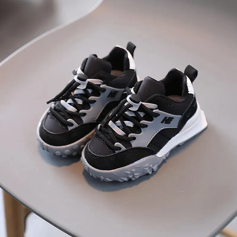 Scarpe da corsa per bambini primavera autunno ragazzi traspiranti comode ragazze alla moda e per il tempo libero sportive per neonati morbide 240912_voghion.com