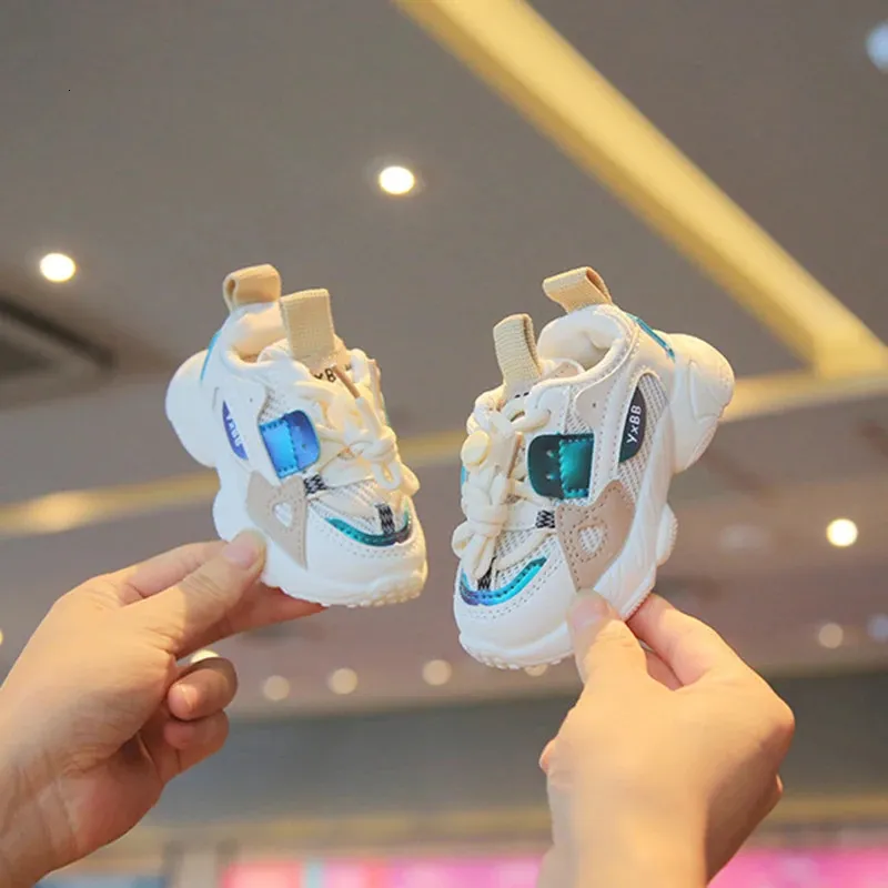 Sports autumn girls and boys mesh breathable outdoor casual running childrens sports shoes 240627_voghion.com