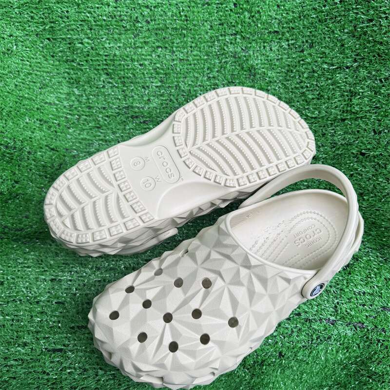 2025 Heiße neue klassische Durian-Schuhe mit dickem Boden und Schwammkuchen, Eltern-Kind-Strandschuhe für Damen, perforierte Schuhe_voghion.com