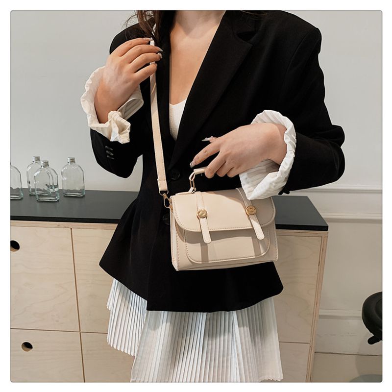 Britische Schulter für Frauen 2024 Neue trendige Studentin Multifunktionaler Rucksack Handheld Reisetasche_voghion.com