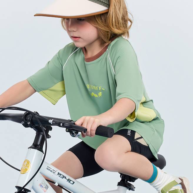 Ademend, snel drogend T-shirt voor kinderen - zeer rekbaar, verkoelend shirt voor actieve jongens en meisjes (A-klasse, 110-170 cm)_voghion.com