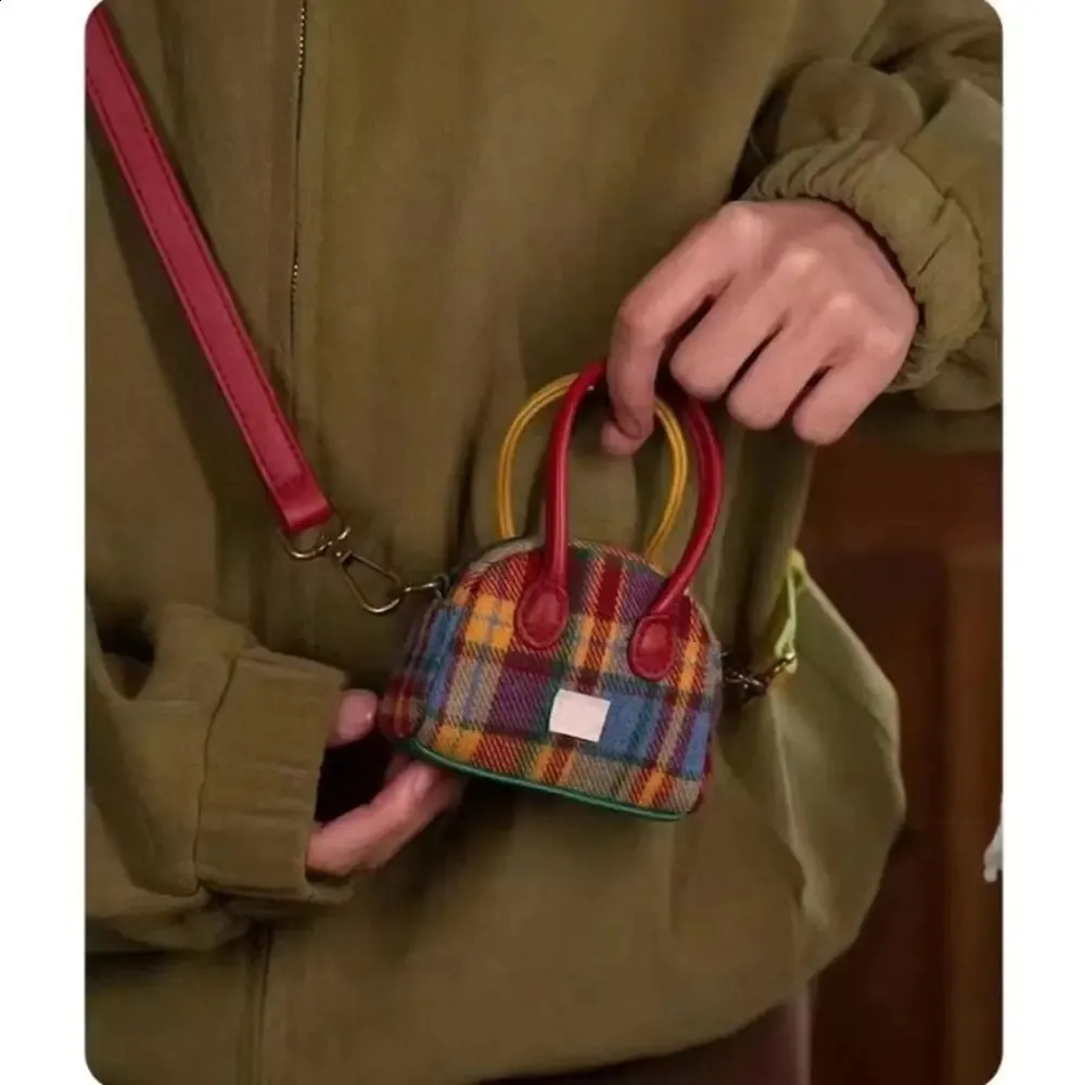 Handtasche, Schultertasche, Umhängetasche, Retro-Plaid-Kopfhörer, kleine Weihnachts-Geldbörse, Geschenk für Mama 240912_voghion.com