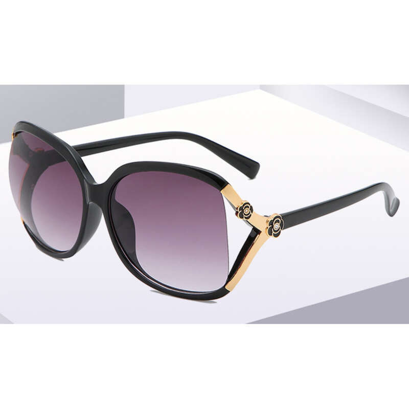 Montatura grande Camellia Rose Trend, occhiali da sole alla moda, occhiali da donna di mezza età_voghion.com