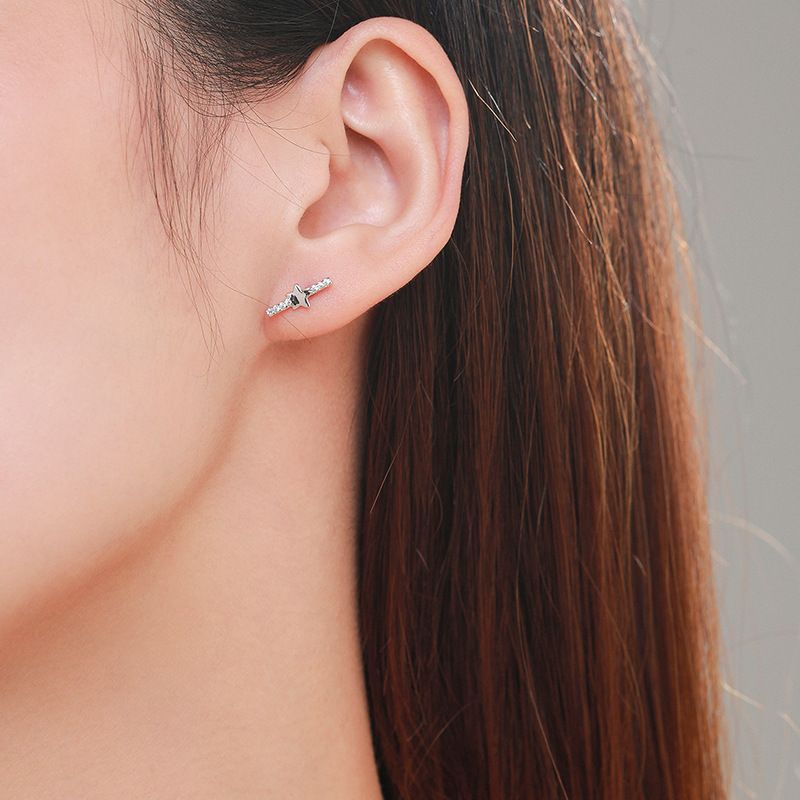 Boucles d'oreilles clous en argent et zirconium pour mariage_voghion.com