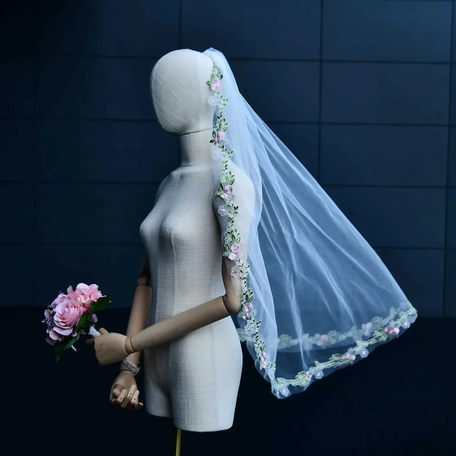 Hair Jewelry Short Veil Lace Edge Bridal Veils 1 Tier Fingertip Length Mantilla Soft Wedding Dresses Accessories For_voghion.com