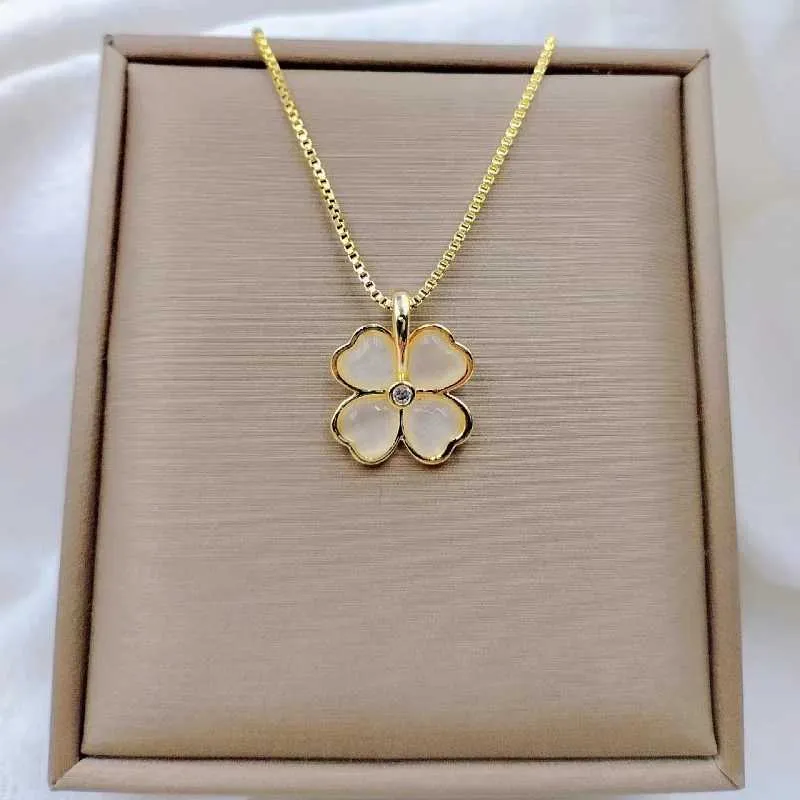 Halsketten Mode süße und schöne Blume herzförmige Halskette Katzenauge exquisite Edelstahl-Schlüsselbeinkette_voghion.com