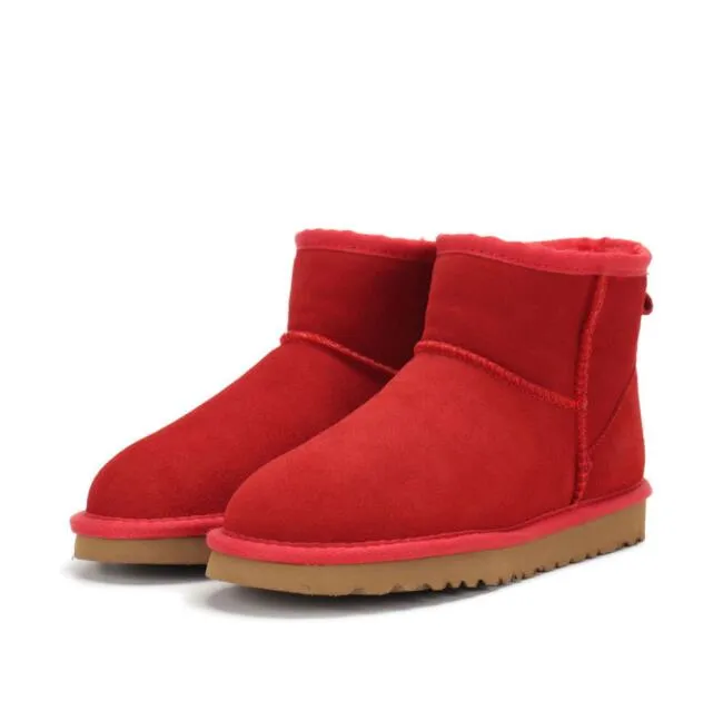 Bottes de neige courtes classiques à la mode pour femmes, bottes chaudes décontractées en peau de mouton et peluche avec sac à poussière pour cartes_voghion.com