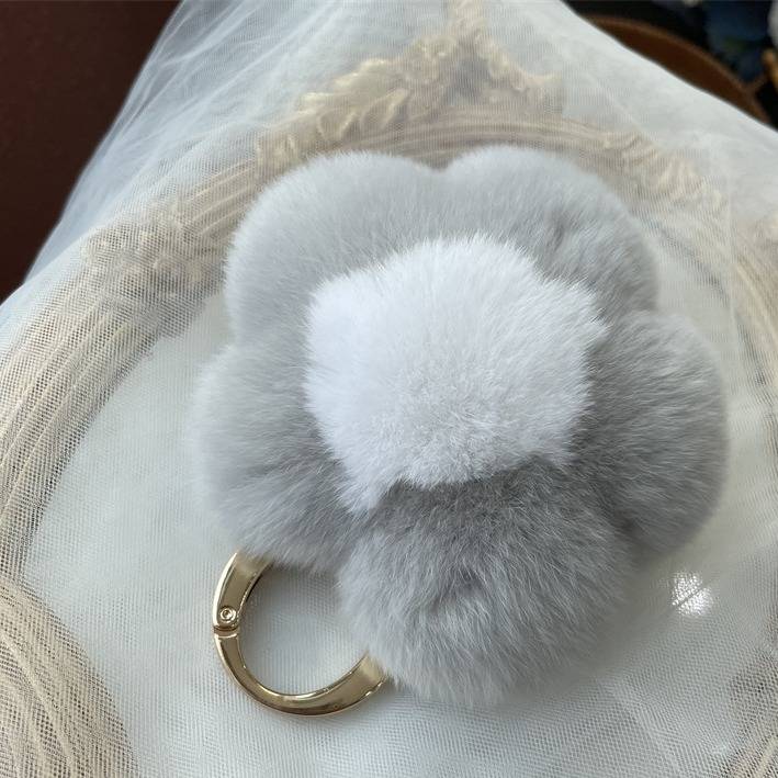 Adorável chaveiro de pele de coelho com flor - mistura de cores pastel e pingente de margarida para meninas, acessório fofo para bolsa e presente para lembranças de viagem_voghion.com
