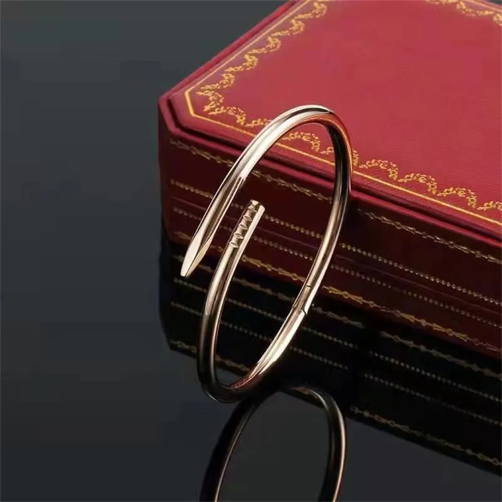 leather bracelet High Edition Small Model Slim Nail Bracelets Bangles for Women MenJewelry Designer Jewelry Design AAA_voghion.com