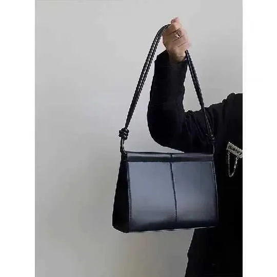 2024 Niche Design New Womens Bags Height Texture Ins Korean Cold Style Underarm Women Square Sg Bag Shoulder Ba241105_voghion.com