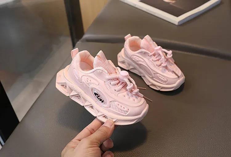 New LED Baby Boys Luminous Running Childrens Breathable Mesh Sports Shoes Size 21-30 240627_voghion.com