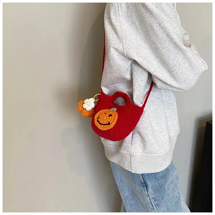 Semplice e carina borsa a tracolla casual versatile in maglia natalizia infantile 2024 tendenza moda di nicchia 240912_voghion.com