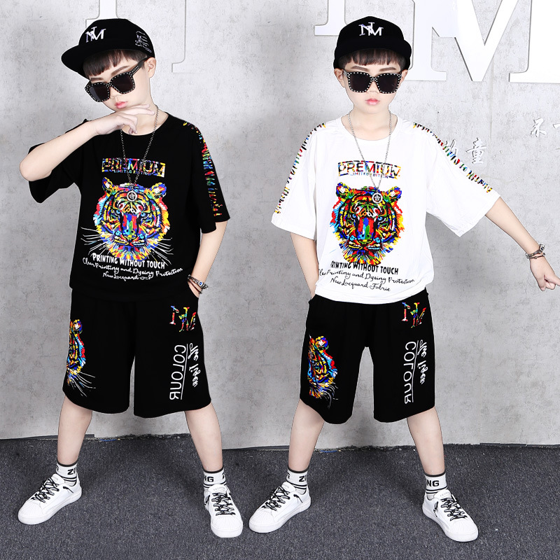 Fashionable short sleeved set, trendy children’s two-piece set for boys, 2023 new summer clothing,