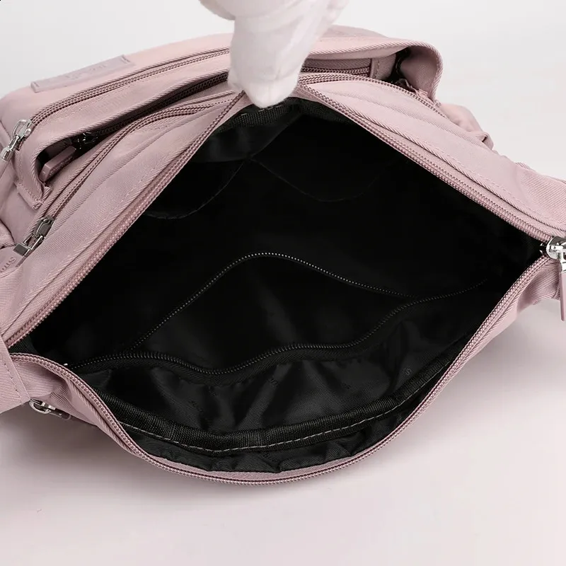 Borsa a tracolla e borsetta crossbody in nylon impermeabile_voghion.com