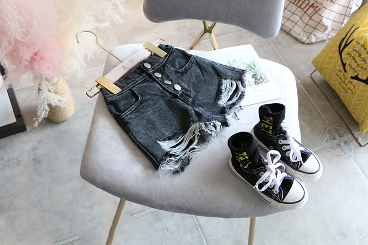 Mutter & Kinder Mädchen zerrissene Jeans 2024 Sommer neue koreanische Version kleine und große Kinder Quaste Casual Shorts Kinderhosen_voghion.com