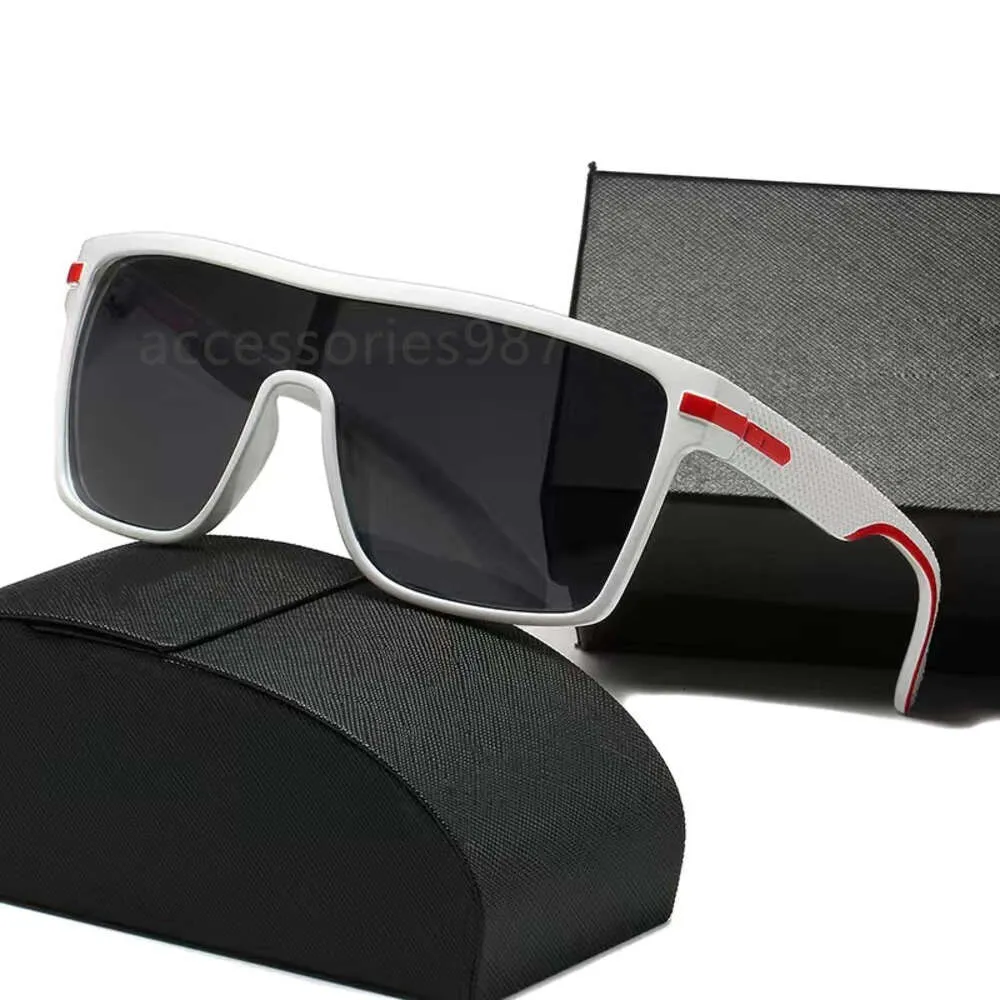 2024 Moda Uomo Hot Designer Occhiali da sole per donna Vintage Quadrato Opaco Montatura Lettera Stampata Colore Pellicola Occhiali Tendenza_voghion.com