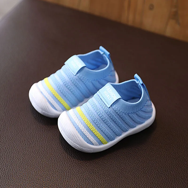 Scarpine primi passi per bimbi in maglia per interno esterno_voghion.com