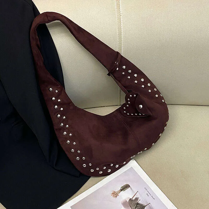 Geantă de umăr decorativă Retro Nit nouă, geantă europeană și americană pentru motocicletă, geantă de mână din piele Nubuck Armpit pentru femei_voghion.com